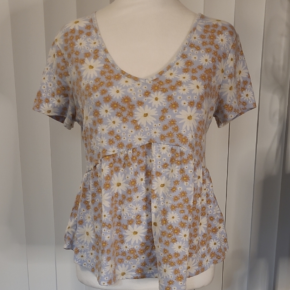 NOBO Floral V-Neck Women's Top - Blue and Brown